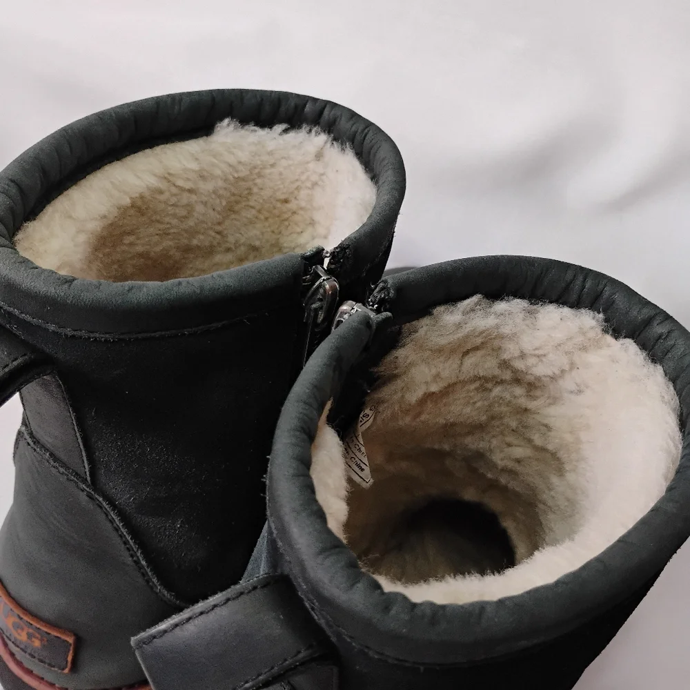 Men's Size 12 UGG Munroe 1005284 Leather Suede Waterproof Fur Lined Winter Boots